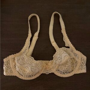 “Passionata” lace bra